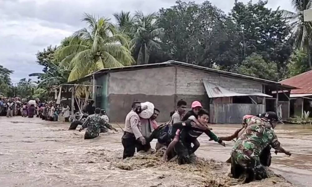 Ινδονησία και Ανατολικό Τιμόρ: Δεκάδες νεκροί και αγνοούμενοι από πλημμύρες